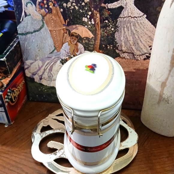 🍪🍓KNOTS BERRY FARM COOKIE JAR 🍇 🍪FABULOUS VINTAGE,GIFT THEM.🥣 - Picture 4 of 16